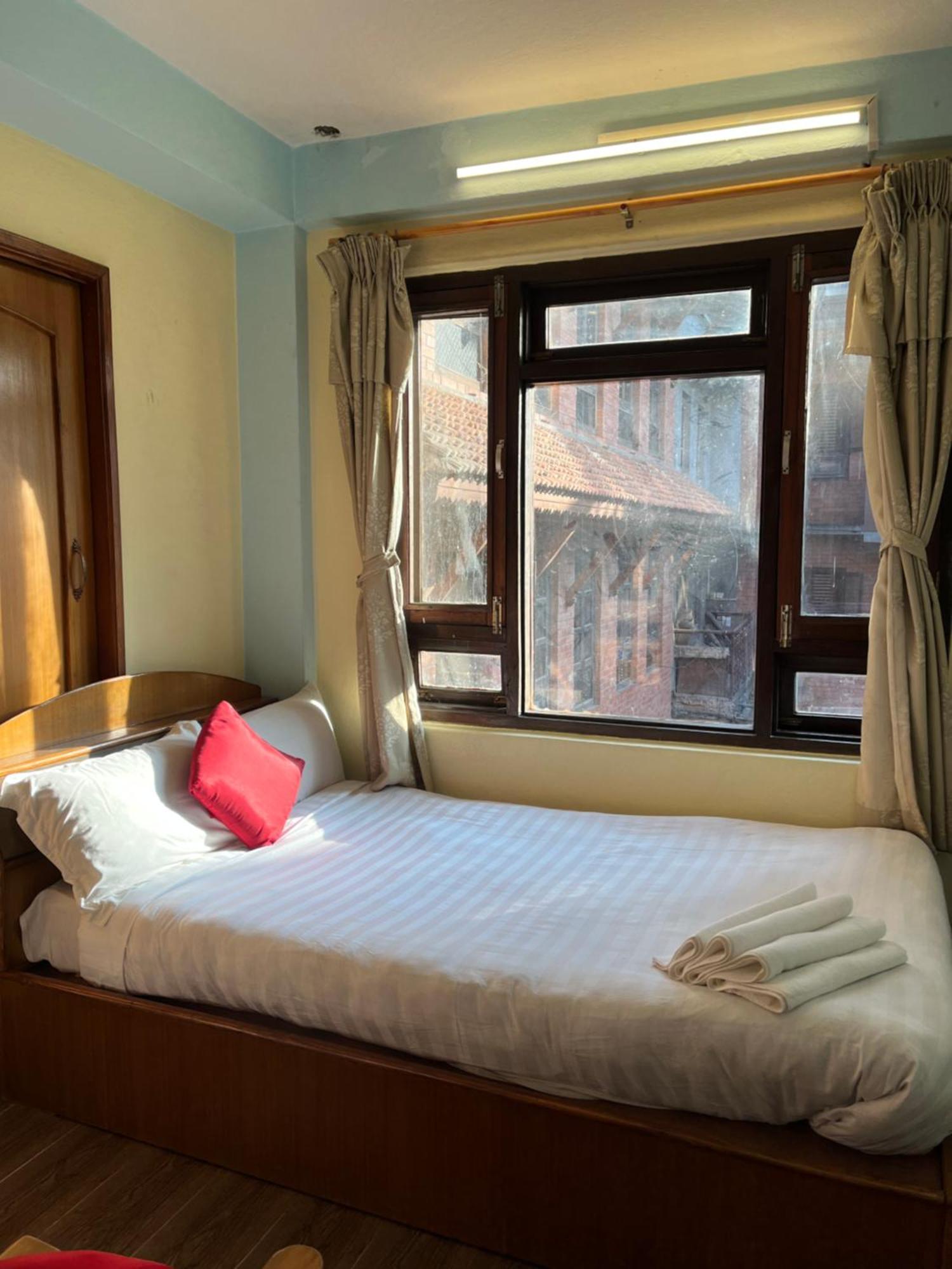 Golden Gate Guest House Bhaktapur Exterior photo