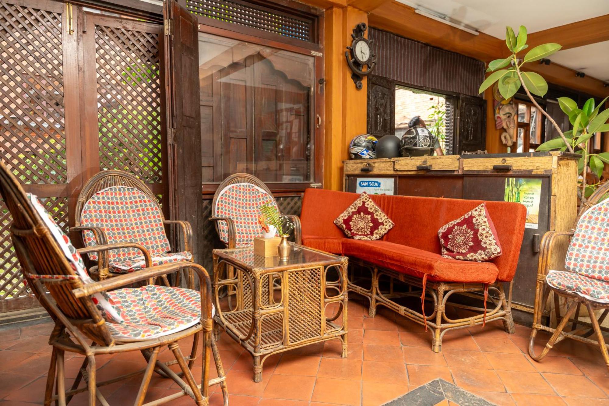 Golden Gate Guest House Bhaktapur Exterior photo