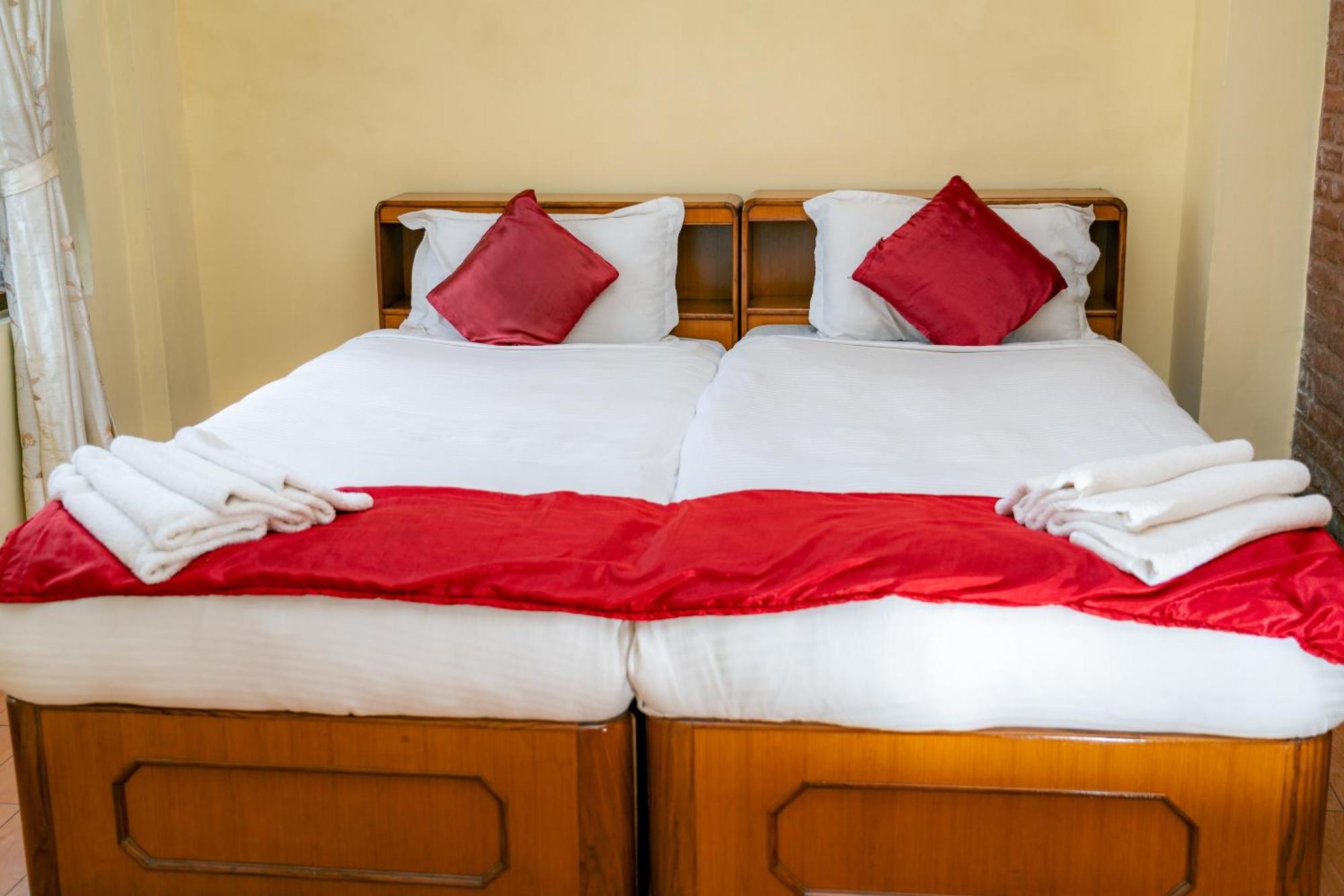 Golden Gate Guest House Bhaktapur Exterior photo