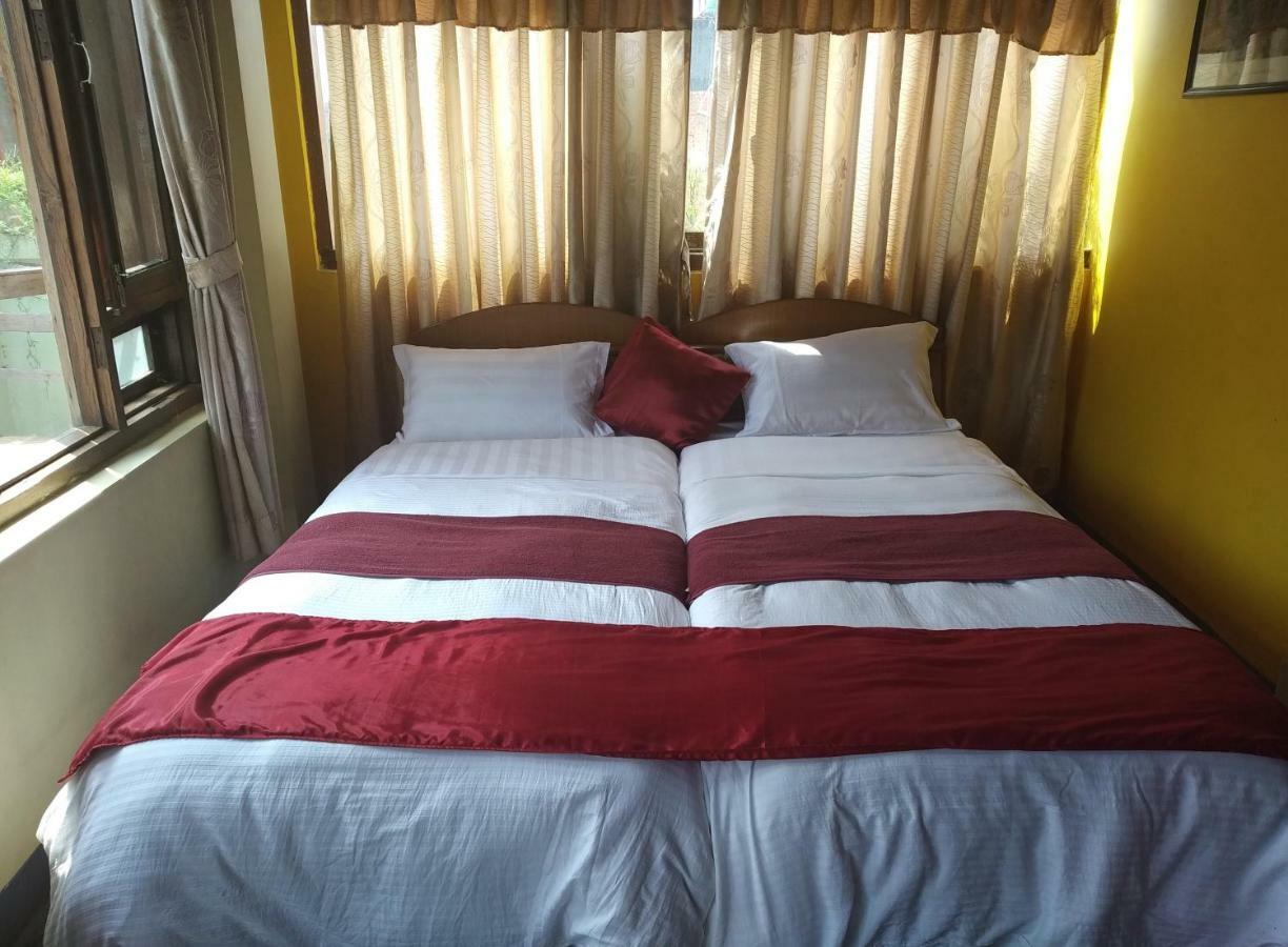 Golden Gate Guest House Bhaktapur Exterior photo